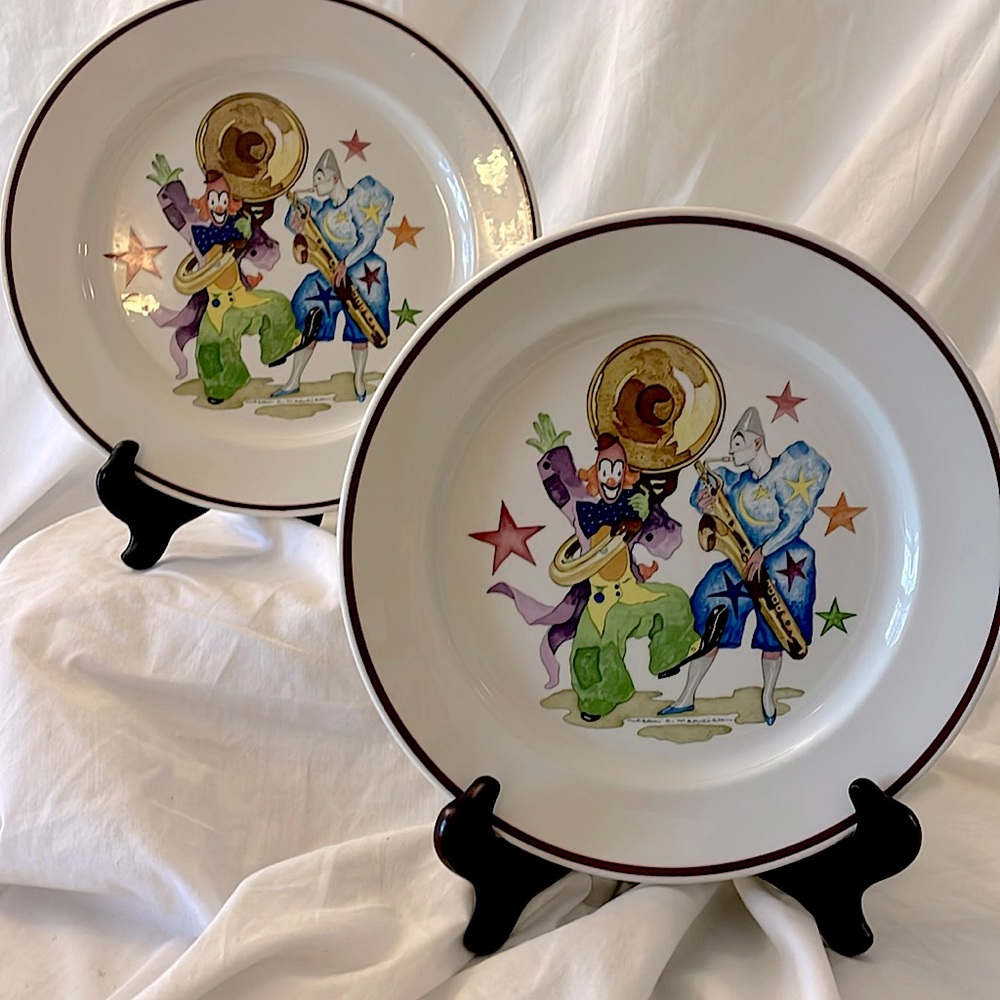Villeroy & Boch pair of dinner plates
